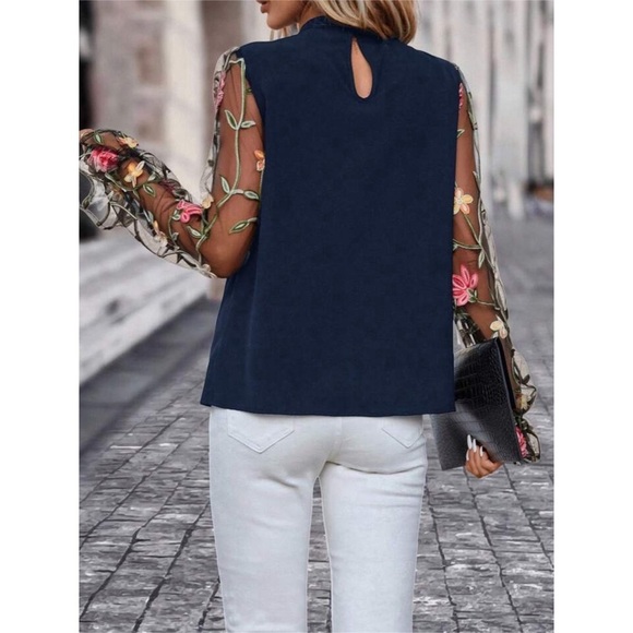 NEW! Navy Mock Neck Sheer Flounce Sleeve Floral Blouse! - Picture 2 of 3